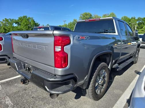 Sterling Gray Metallic 2024 Chevrolet Silverado 2500 Custom
