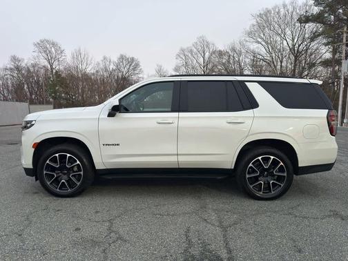 2023 Chevrolet Tahoe 4WD RST