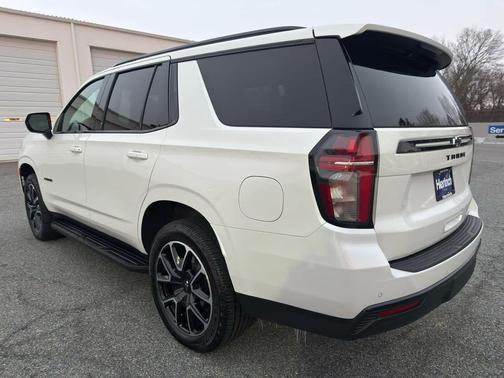 2023 Chevrolet Tahoe 4WD RST