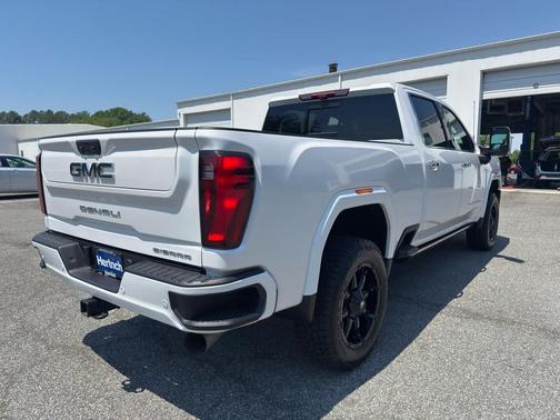 White Frost Tricoat 2024 GMC Sierra 2500 Denali Ultimate