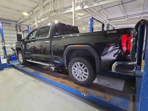 2020 GMC Sierra 2500 SLT