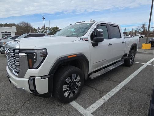 2024 GMC Sierra 2500 Denali
