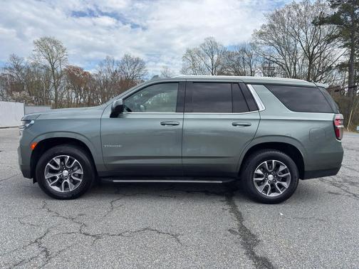Silver Sage Metallic 2023 Chevrolet Tahoe LS