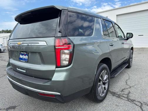 Silver Sage Metallic 2023 Chevrolet Tahoe LS