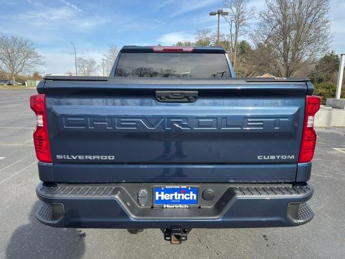 2023 Chevrolet Silverado 1500 Custom