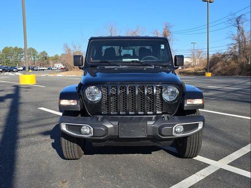 2023 Jeep Gladiator Sport S