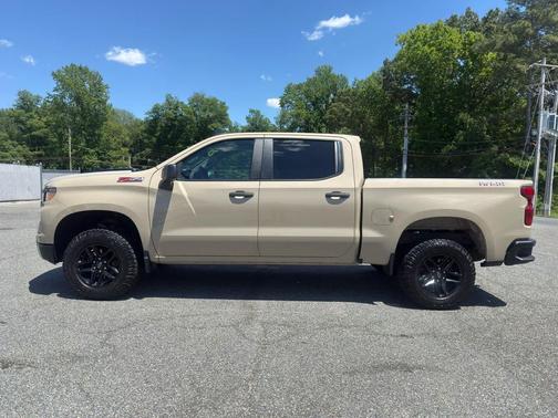 Sand Dune Metallic 2022 Chevrolet Silverado 1500 Custom Trail Boss