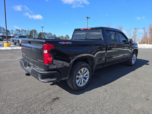 2024 Chevrolet Silverado 1500 Custom