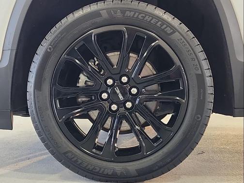 2023 GMC Acadia FWD SLE