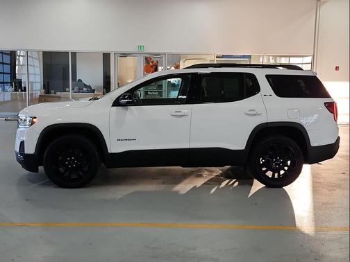 2023 GMC Acadia FWD SLE