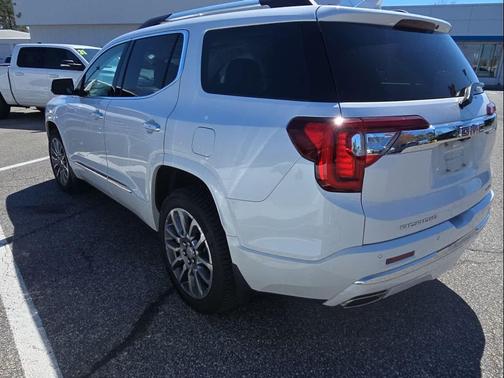 White Frost Tricoat 2023 GMC Acadia Denali