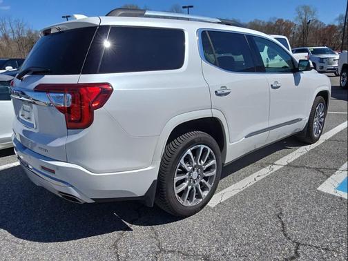 White Frost Tricoat 2023 GMC Acadia Denali