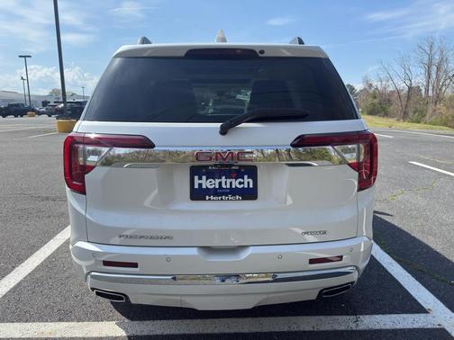 White Frost Tricoat 2023 GMC Acadia Denali