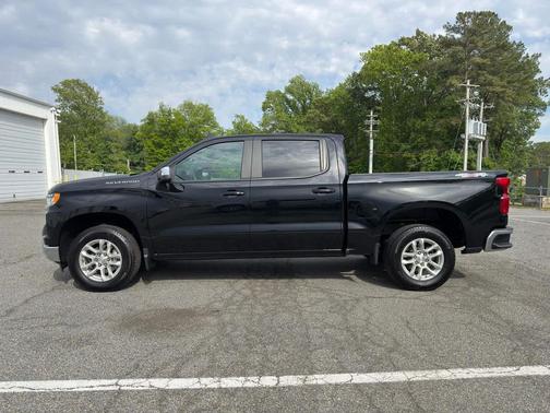 Black 2024 Chevrolet Silverado 1500 LT