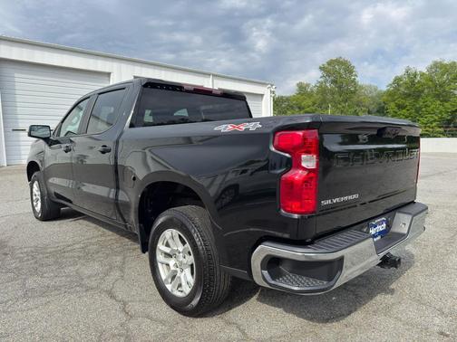 Black 2024 Chevrolet Silverado 1500 LT