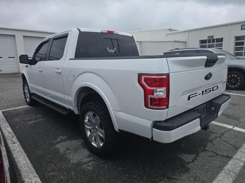 Oxford White 2019 Ford F-150 XLT