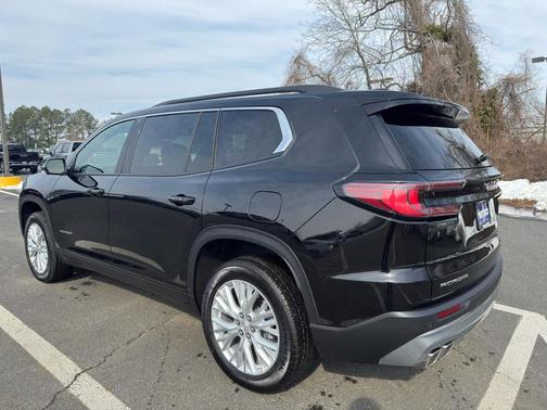 2025 GMC Acadia FWD Elevation