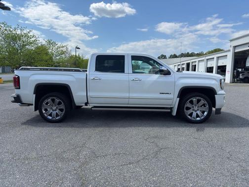 White Frost Tricoat 2017 GMC Sierra 1500 Denali