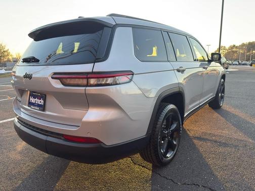 2021 Jeep Grand Cherokee L Altitude