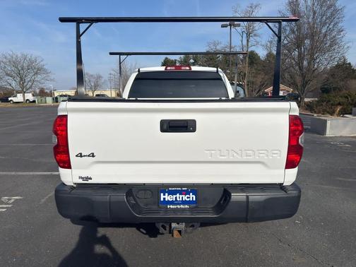 2016 Toyota Tundra SR