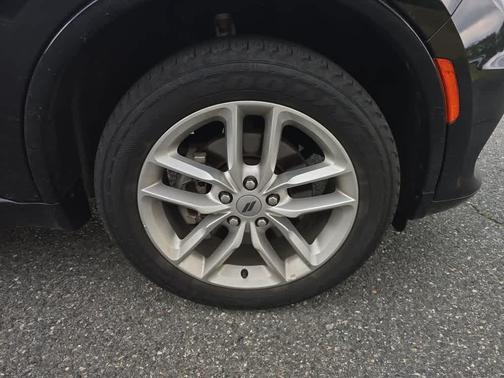 DB Black Clearcoat 2024 Dodge Durango GT Plus