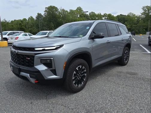 Sterling Gray Metallic 2024 Chevrolet Traverse AWD Z71