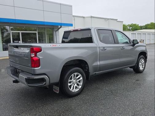 Sterling Gray Metallic 2023 Chevrolet Silverado 1500 LT