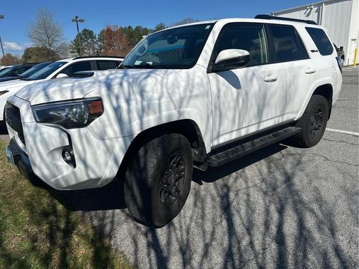 Super White 2019 Toyota 4Runner TRD Pro