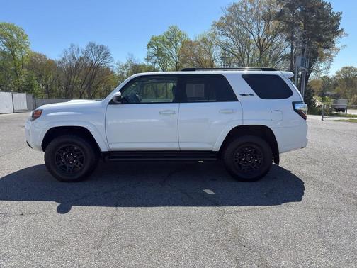 Super White 2019 Toyota 4Runner TRD Pro