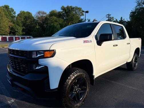 2022 Chevrolet Silverado 1500 Custom Trail Boss