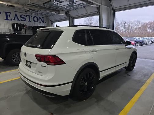 2020 Volkswagen Tiguan 2.0T SE 4MOTION