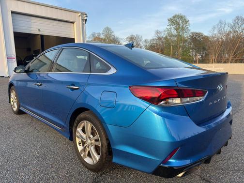 2018 Hyundai SONATA Sport
