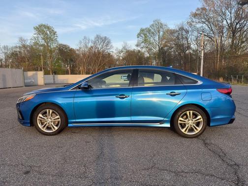 2018 Hyundai SONATA Sport