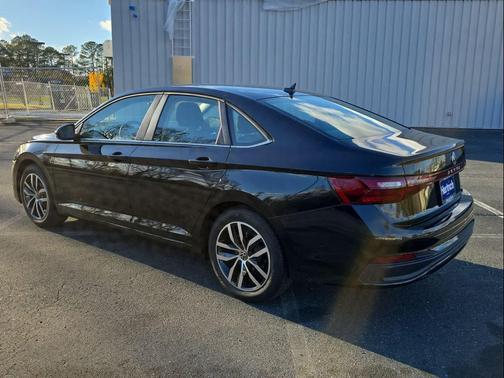 2025 Volkswagen Jetta 1.5T SE