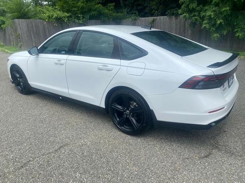 2023 Honda Accord Hybrid Base
