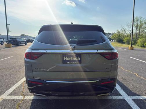 Moonstone Gray Metallic 2023 Buick Enclave Essence AWD