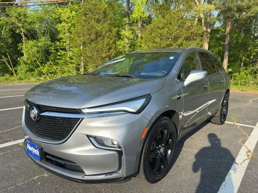 Moonstone Gray Metallic 2023 Buick Enclave Essence AWD