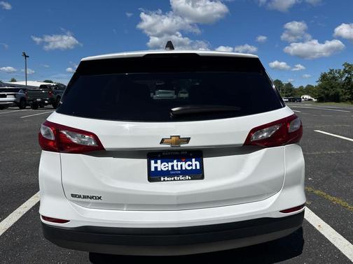 Summit White 2020 Chevrolet Equinox LS