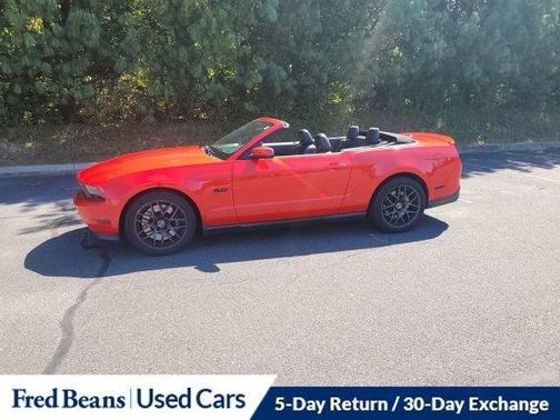 2011 Ford Mustang GT Premium