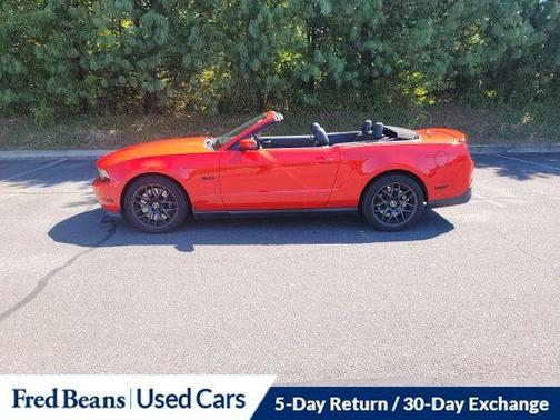 2011 Ford Mustang GT Premium