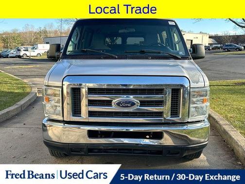 2011 Ford E350 Super Duty XLT