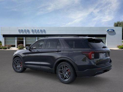 Black 2026 Ford Explorer ST-Line