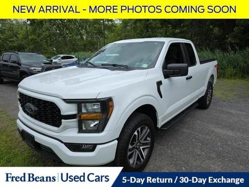 Oxford White 2023 Ford F-150 XL