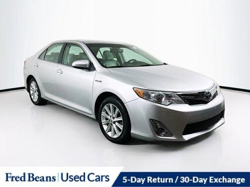 2014 Toyota Camry Hybrid LE