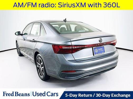 2025 Volkswagen Jetta 1.5T SE