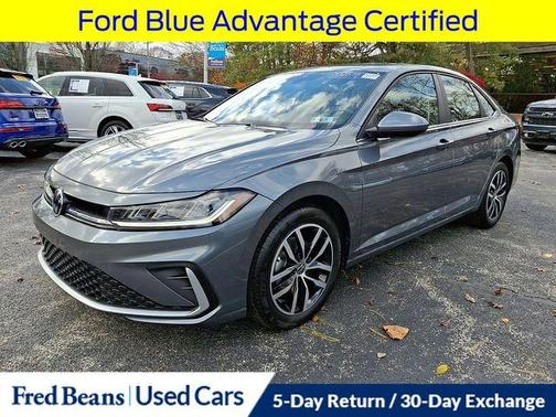 2025 Volkswagen Jetta 1.5T SE