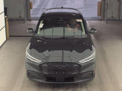 2022 Ford Mustang Mach-E Select