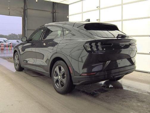 2022 Ford Mustang Mach-E Select