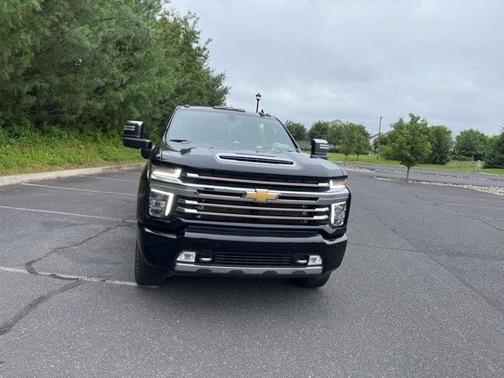 2023 Chevrolet Silverado 2500 High Country