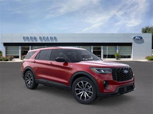 2025 Ford Explorer ST-Line